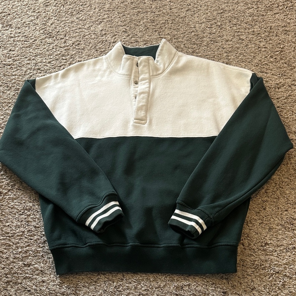 Abercrombie & Fitch Two-Tone Oversized  Sweater